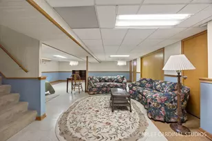 [Address not provided], Wheaton, IL 60187 - Photo 14