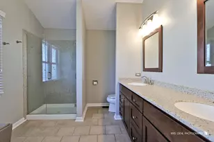 307 Fairfax Ln, Grayslake, IL 60030 - Photo 20