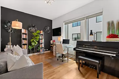 441 W Hobbie Street, Chicago, IL 60610 - Photo 14