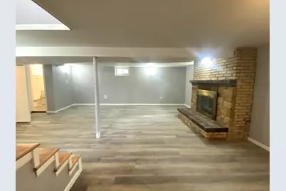426 E Berteau Avenue, Elmhurst, IL 60126 - Photo 20