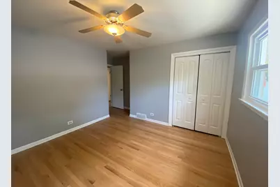 426 E Berteau Avenue, Elmhurst, IL 60126 - Photo 16