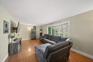 24908 Hemphill Dr, Elwood, IL 60421 - Photo 6