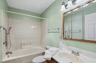 2611 Maywood Ct, Grayslake, IL 60030 - Photo 18
