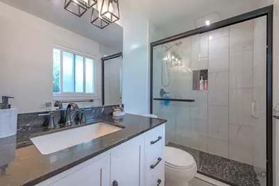 818 Brentwood Court, Schaumburg, IL 60193 - Photo 8