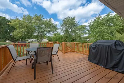 818 Brentwood Court, Schaumburg, IL 60193 - Photo 22