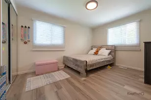 818 Brentwood Ct, Schaumburg, IL 60193 - Photo 12