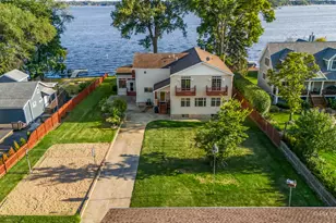 27771 W Lakeshore Dr, Spring Grove, IL 60081 - Photo 8