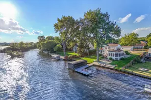 27771 W Lakeshore Dr, Spring Grove, IL 60081 - Photo 1