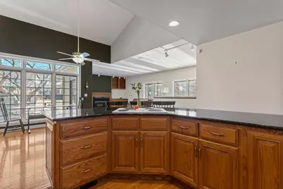 [Address not provided], Champaign, IL 61821 - Photo 14