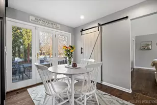 3651 Red Bud Ct, Downers Grove, IL 60515 - Photo 8