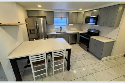 3505 W Montrose Avenue, Chicago, IL 60618 - Photo 2