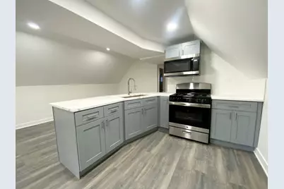 3505 W Montrose Avenue, Chicago, IL 60618 - Photo 10