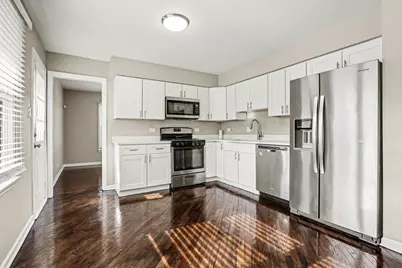 18103 Cherrywood Lane, Homewood, IL 60430 - Photo 4