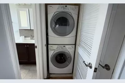 6752 S Clyde Avenue #3, Chicago, IL 60649 - Photo 8