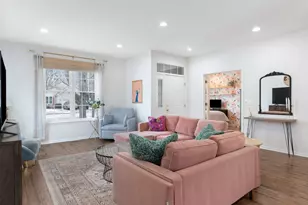 1329 Amaranth Dr, Naperville, IL 60564 - Photo 8