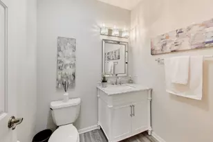 1914 Farnsworth Ln, Northbrook, IL 60062 - Photo 16