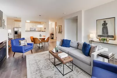 1914 Farnsworth Lane #208, Northbrook, IL 60062 - Photo 4