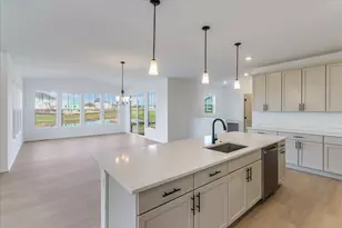 23 Hawthorn Rdg Dr, Hawthorn Woods, IL 60047 - Photo 14