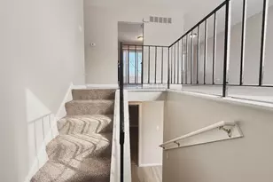 17213 Springtide Ln, Hazel Crest, IL 60429 - Photo 2