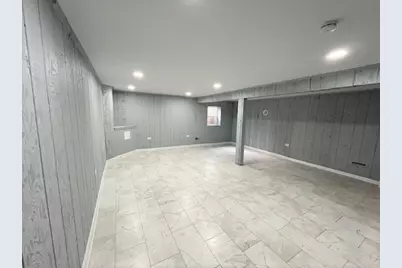 28 Chaucer Lane, Streamwood, IL 60107 - Photo 6