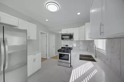 629 E 154th Street, Phoenix, IL 60426 - Photo 6