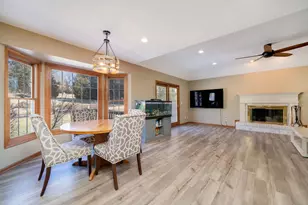 9345 N Oakleaf Ct, Byron, IL 61010 - Photo 18