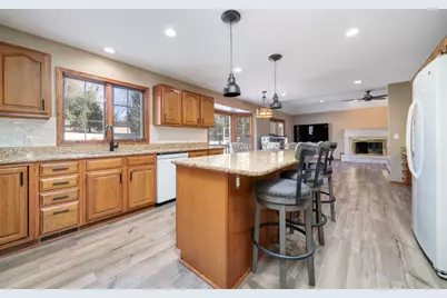 9345 N Oakleaf Court, Byron, IL 61010 - Photo 16