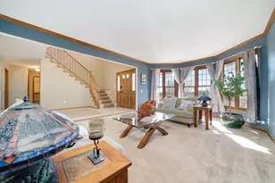 9345 N Oakleaf Ct, Byron, IL 61010 - Photo 8