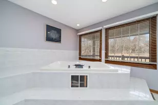 9345 N Oakleaf Ct, Byron, IL 61010 - Photo 34