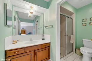 3849 Grace Ln, Glenview, IL 60025 - Photo 30
