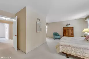 3849 Grace Ln, Glenview, IL 60025 - Photo 32