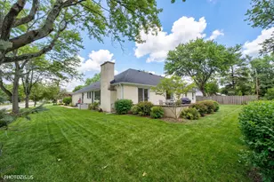 3849 Grace Ln, Glenview, IL 60025 - Photo 42