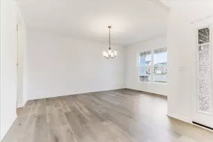 641 Henry Ln, Oswego, IL 60543 - Photo 4