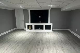 9241 S Emerald Ave, Chicago, IL 60620 - Photo 4