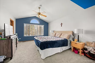 4447 W Lawn Avenue, Waukegan, IL 60085 - Photo 8