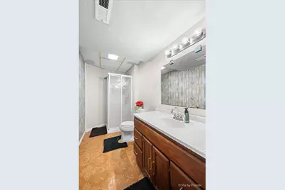 4447 W Lawn Avenue, Waukegan, IL 60085 - Photo 16