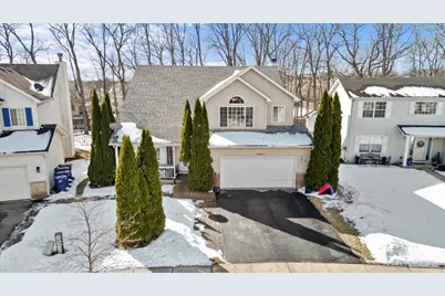 4447 W Lawn Avenue, Waukegan, IL 60085 - Photo 2