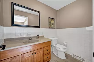 19066 Woodland Tr, Bloomington, IL 61705 - Photo 24