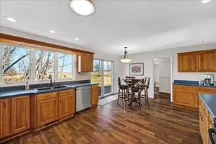 19066 Woodland Tr, Bloomington, IL 61705 - Photo 12