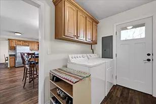 19066 Woodland Tr, Bloomington, IL 61705 - Photo 26