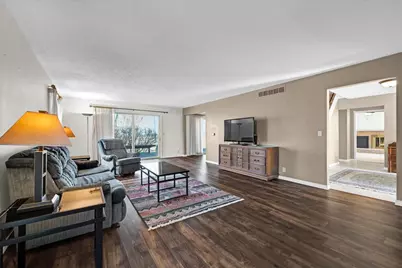 19066 Woodland Trail, Bloomington, IL 61705 - Photo 8