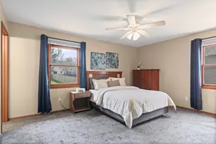 3505 W Beach Dr, McHenry, IL 60050 - Photo 10