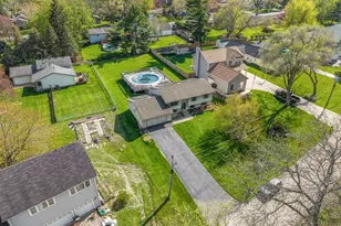 3505 W Beach Dr, McHenry, IL 60050 - Photo 26