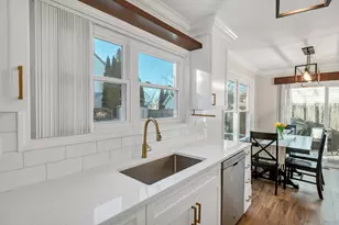 1215 Robin Dr, Carol Stream, IL 60188 - Photo 10