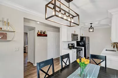 1215 Robin Drive, Carol Stream, IL 60188 - Photo 6