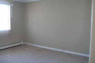 709 W 65th St, Westmont, IL 60559 - Photo 10