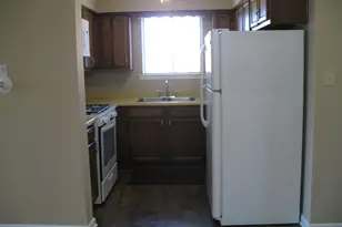 709 W 65th St, Westmont, IL 60559 - Photo 6