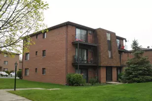 709 W 65th St, Westmont, IL 60559 - Photo 1