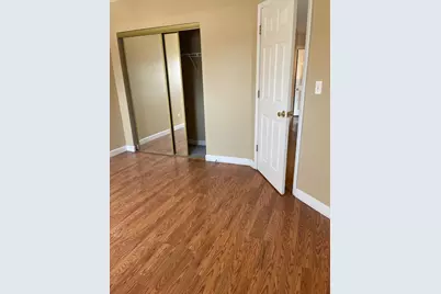 1000 S Lorraine Road #214, Wheaton, IL 60189 - Photo 2