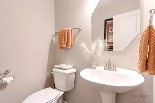 543 Cimmaron Cir, Crystal Lake, IL 60012 - Photo 14